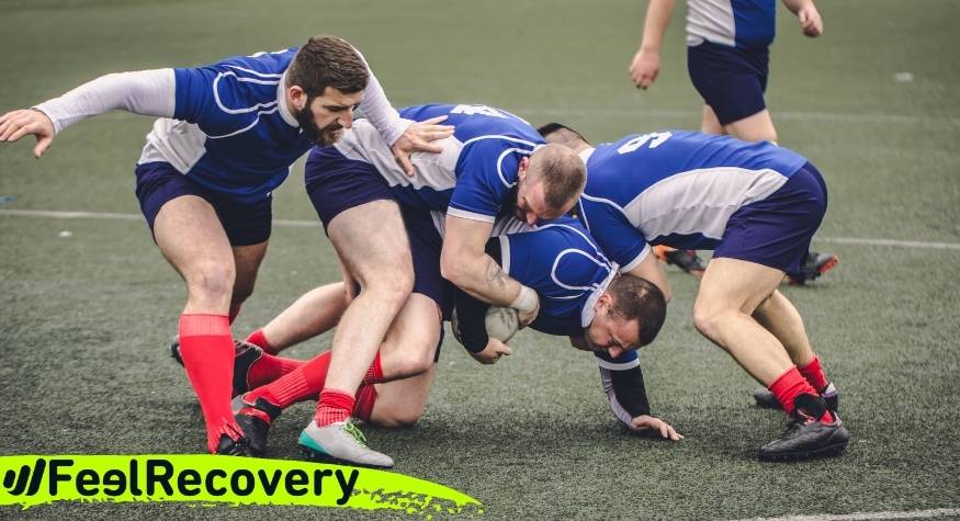 How to apply the RICE therapy to treat first aid injuries in rugby players?
