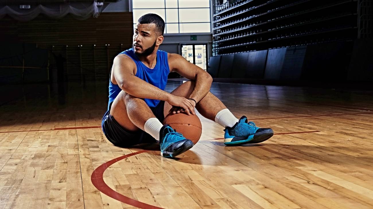 How to choose the best elbow sleeves & braces for basketball?