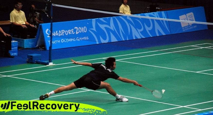 How to prevent injuries when playing badminton?