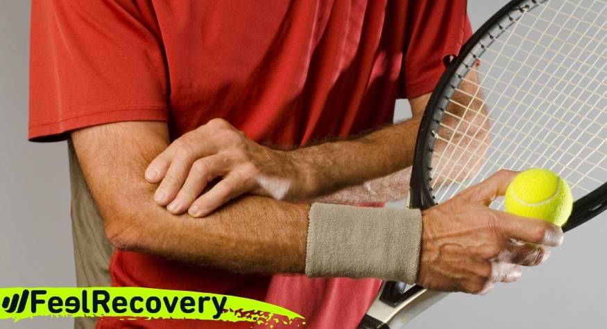 What are the most common types of elbow injuries when we play tennis?