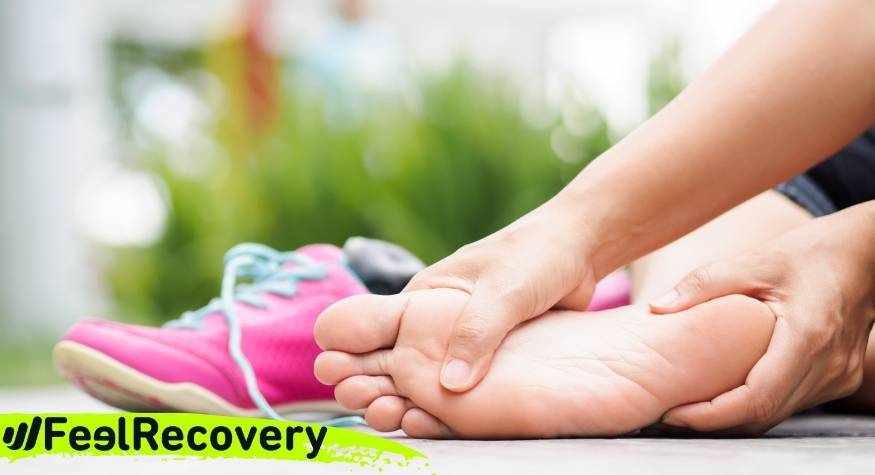 What are the most common types of running foot injuries?