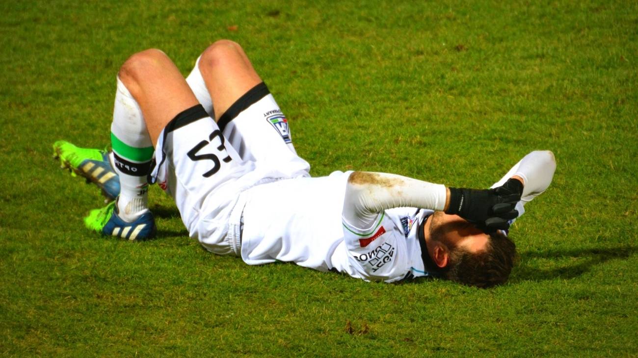 Hip and pubic football injuries