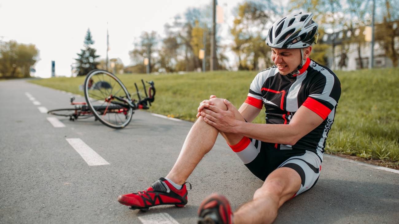 Leg and knee cycling injuries